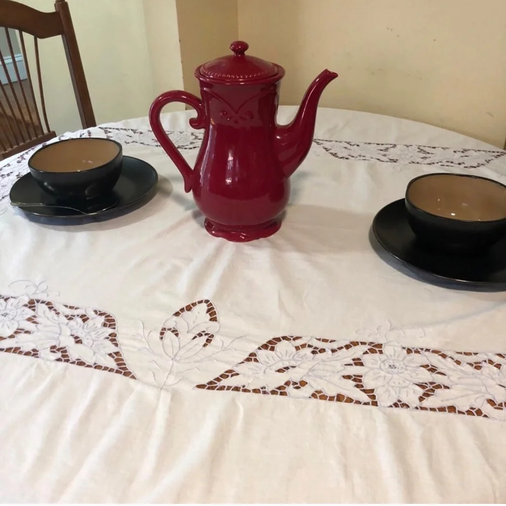 Flower Round Tablecloth Purple Embroidered Table Cloth Home Kitchen Table Decora - Picture 11 of 11